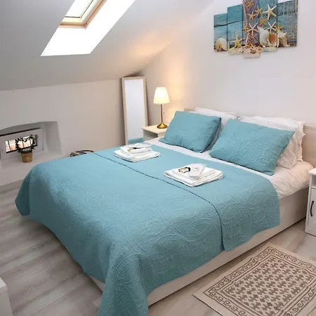 Sweet With Free Private Parking 풀라