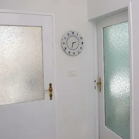 Sweet With Free Private Parking Lejlighed *