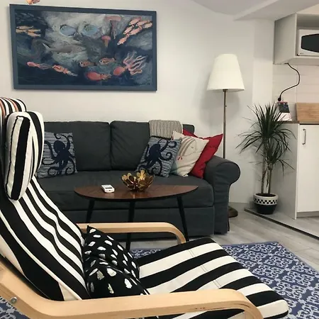 Sweet With Free Private Parking Lejlighed