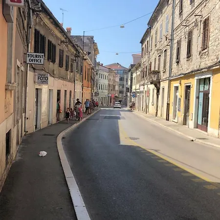 Apartament Sweet With Free Private Parking Pula