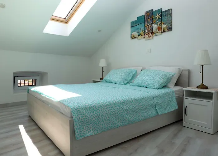 Sweet With Free Private Parking Lägenhet *