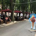 Sweet With Free Private Parking