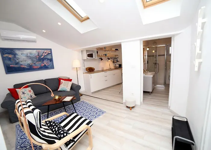 Apartamento Sweet With Free Private Parking